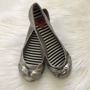 Silver Rocketdog Dress Shoes NWOT